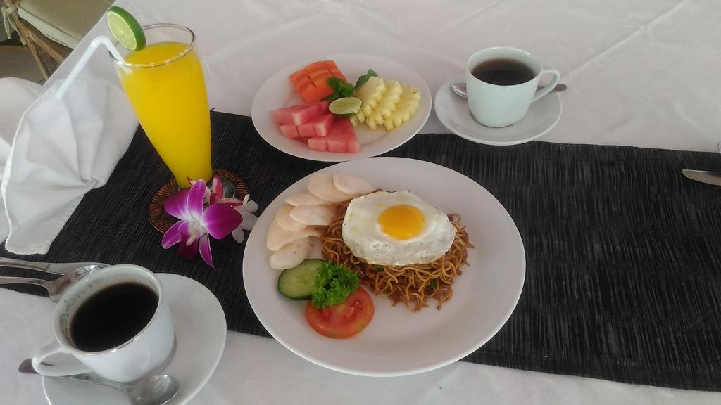 The Grand Sunti Hotel BALI Exterior photo